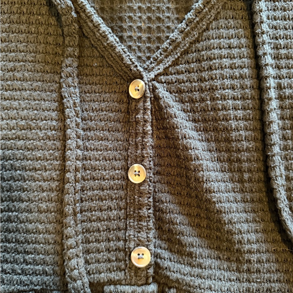 SO Waffle Knit Hoodie Top Women’s Size Large Black Button Pullover - Picture 9 of 9